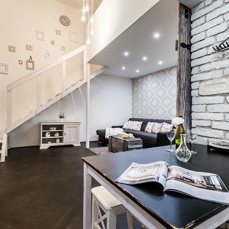 Bpr Vintage Garden Apartment With Terrace & Sauna Budapest Extérieur photo