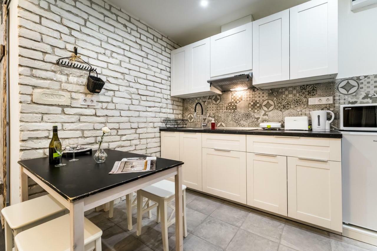 Bpr Vintage Garden Apartment With Terrace & Sauna Budapest Extérieur photo